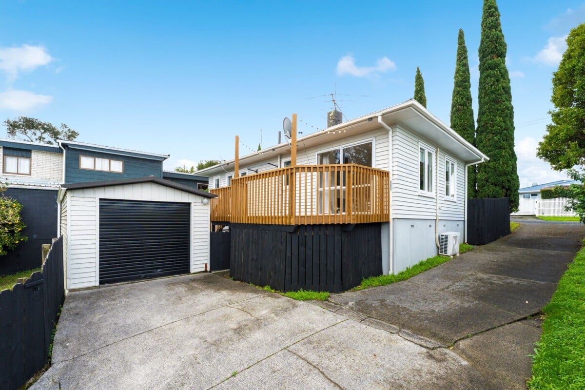 1/39 Lancaster Road, Beach Haven, Auckland