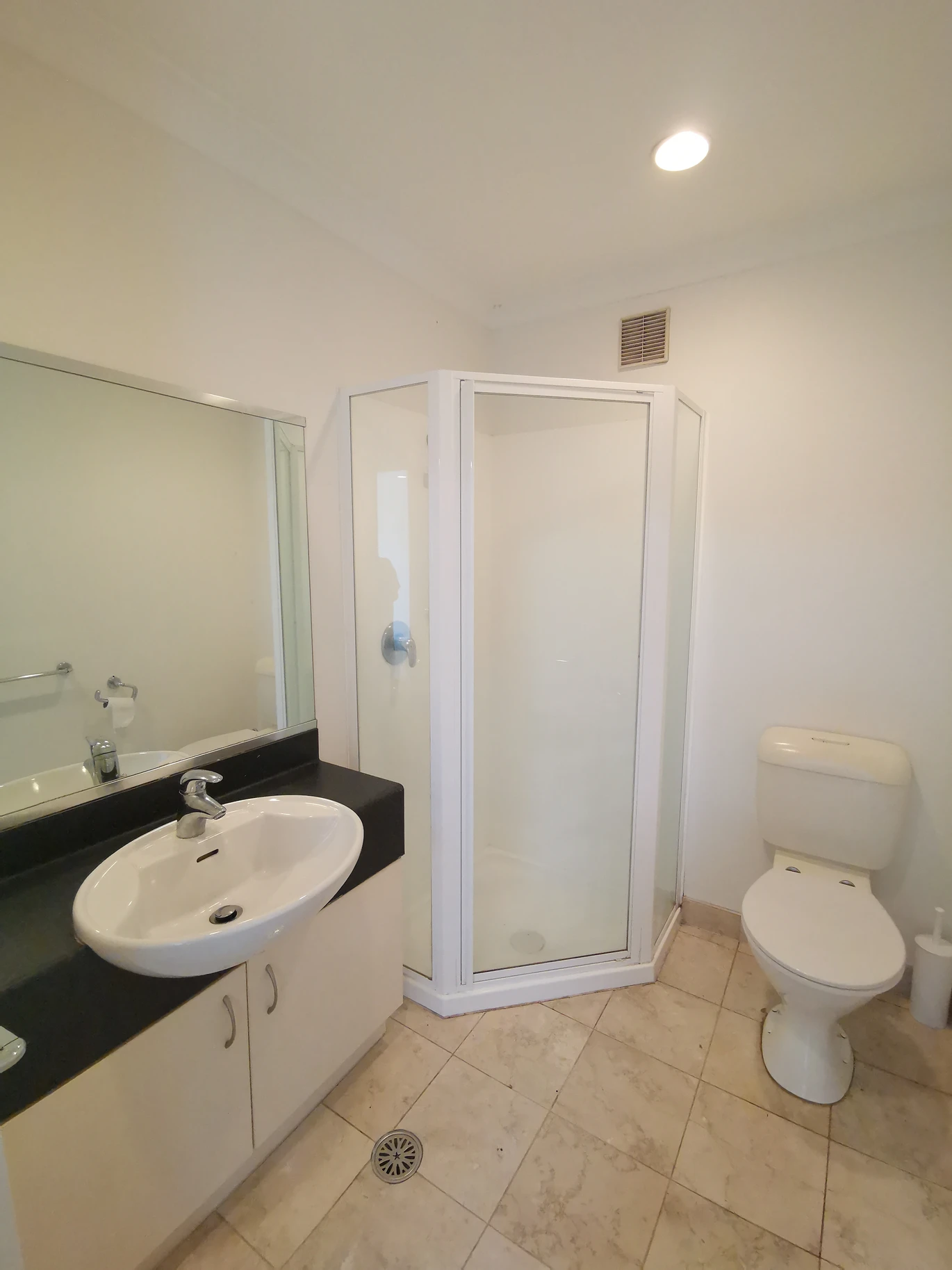 AKL CBD FREEHOLD APARTMENT & CAR PARK, 4A/15 Nelson Street, Auckland Central, Auckland