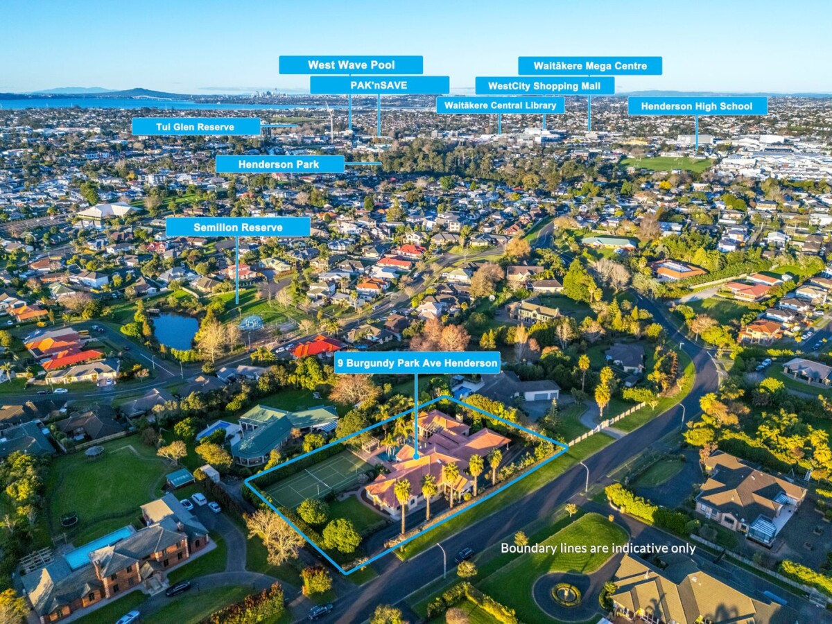 9 Burgundy Park Avenue, Henderson Heights, Auckland