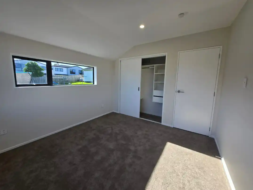 For rent, 3 bedrooms 2.5 bathrooms townhouse, 27 Mahia Road, Manurewa, Auckland