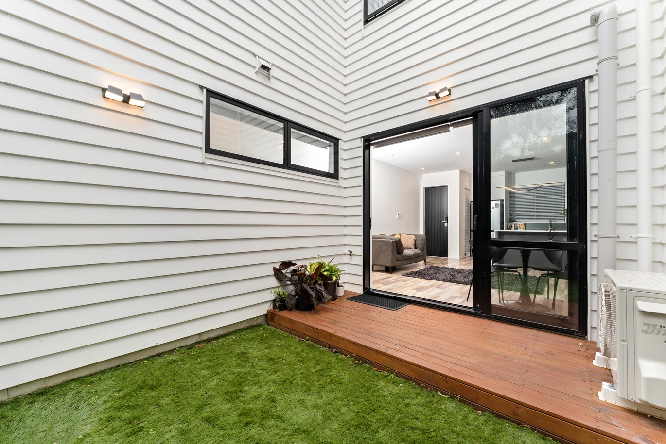 Right by the Park, welcome all conjunctional, 5/122 Archibald Road, Kelston, Auckland