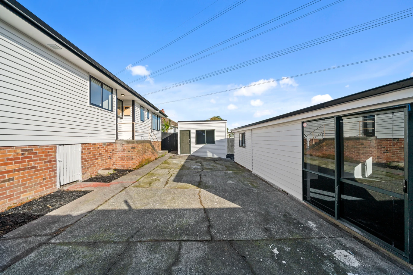Newly renovated, 8 Guthrey Place Otara, Auckland