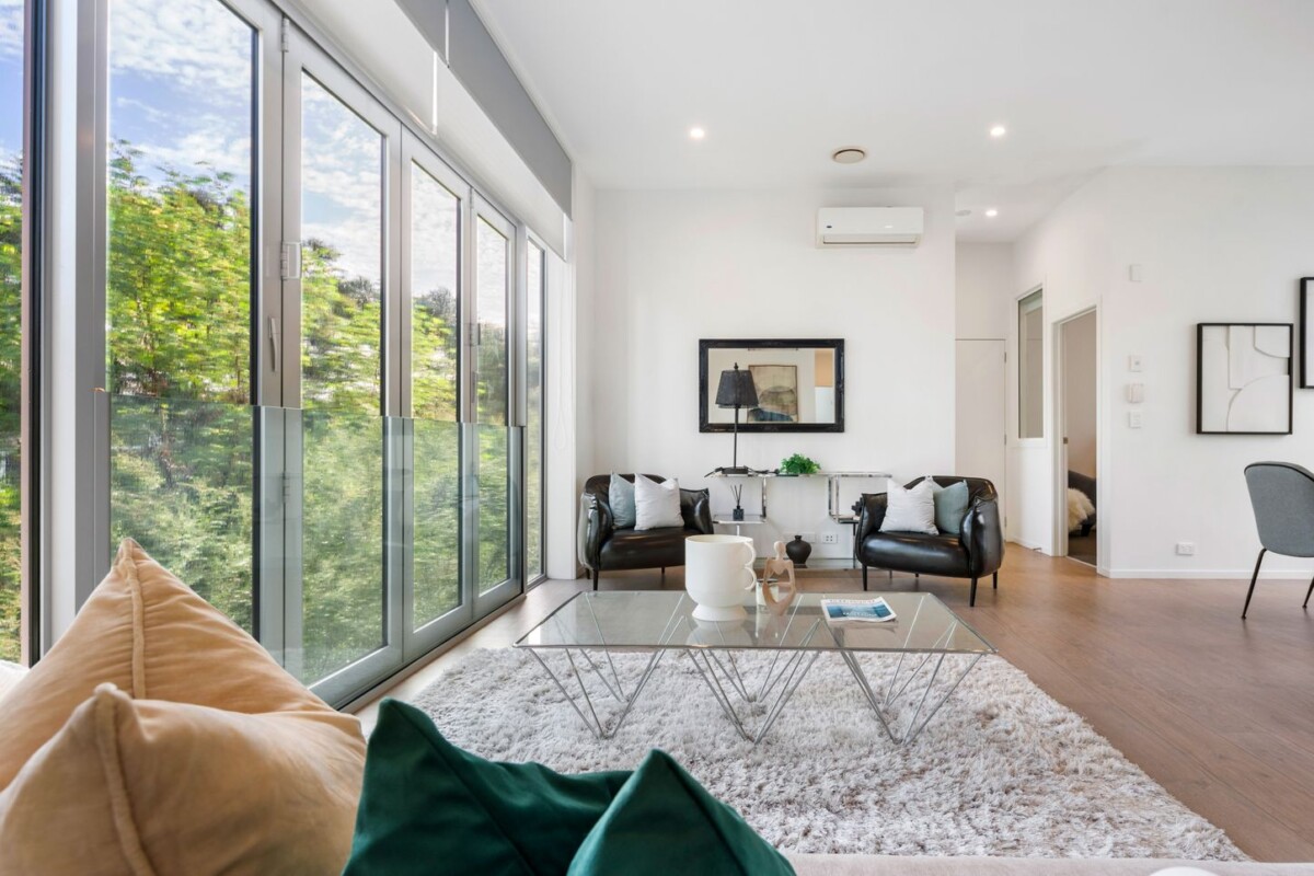 Home & Income Or Work & Live Or Cash Cow Investment, A1/18 Oteha Valley Road, Albany, Auckland