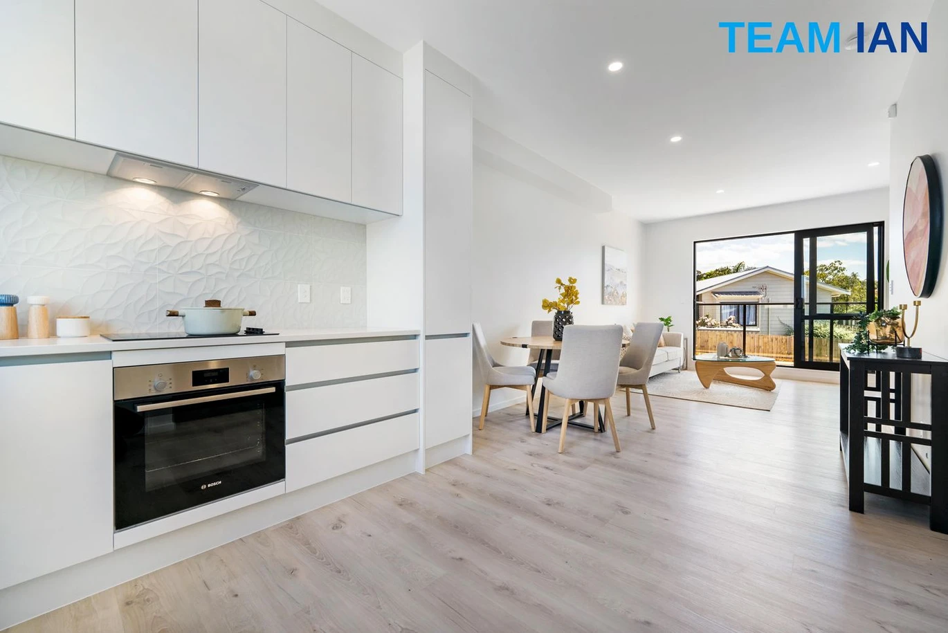 5/11 Kayle Glen, West Harbour, Auckland