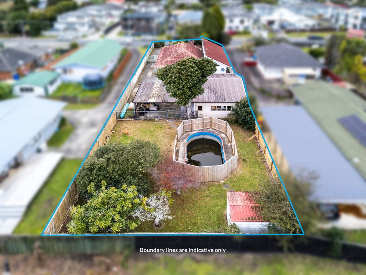 6 Edwards Avenue, Henderson, Auckland