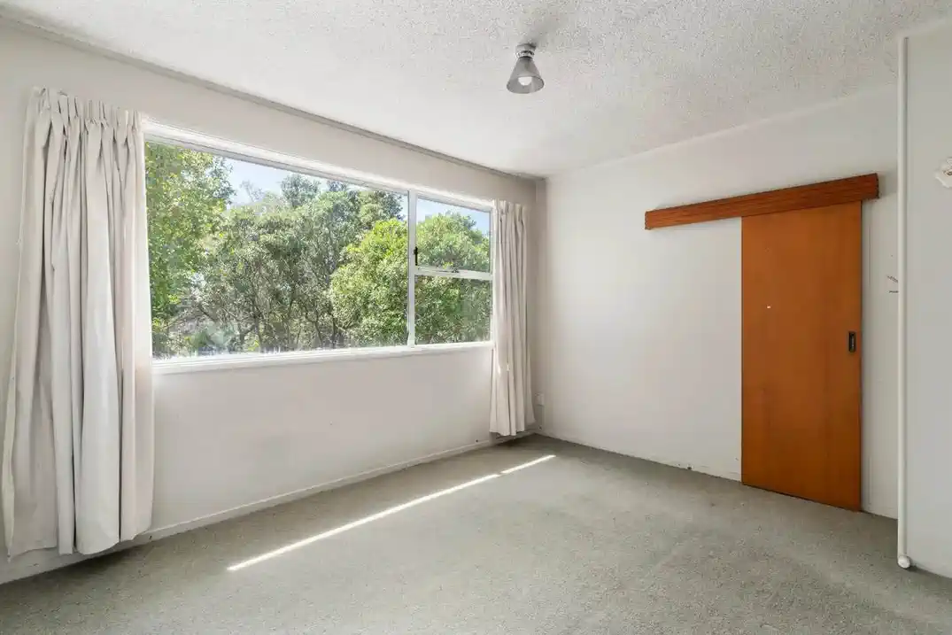 106 Sycamore Drive, Sunnynook, Auckland
