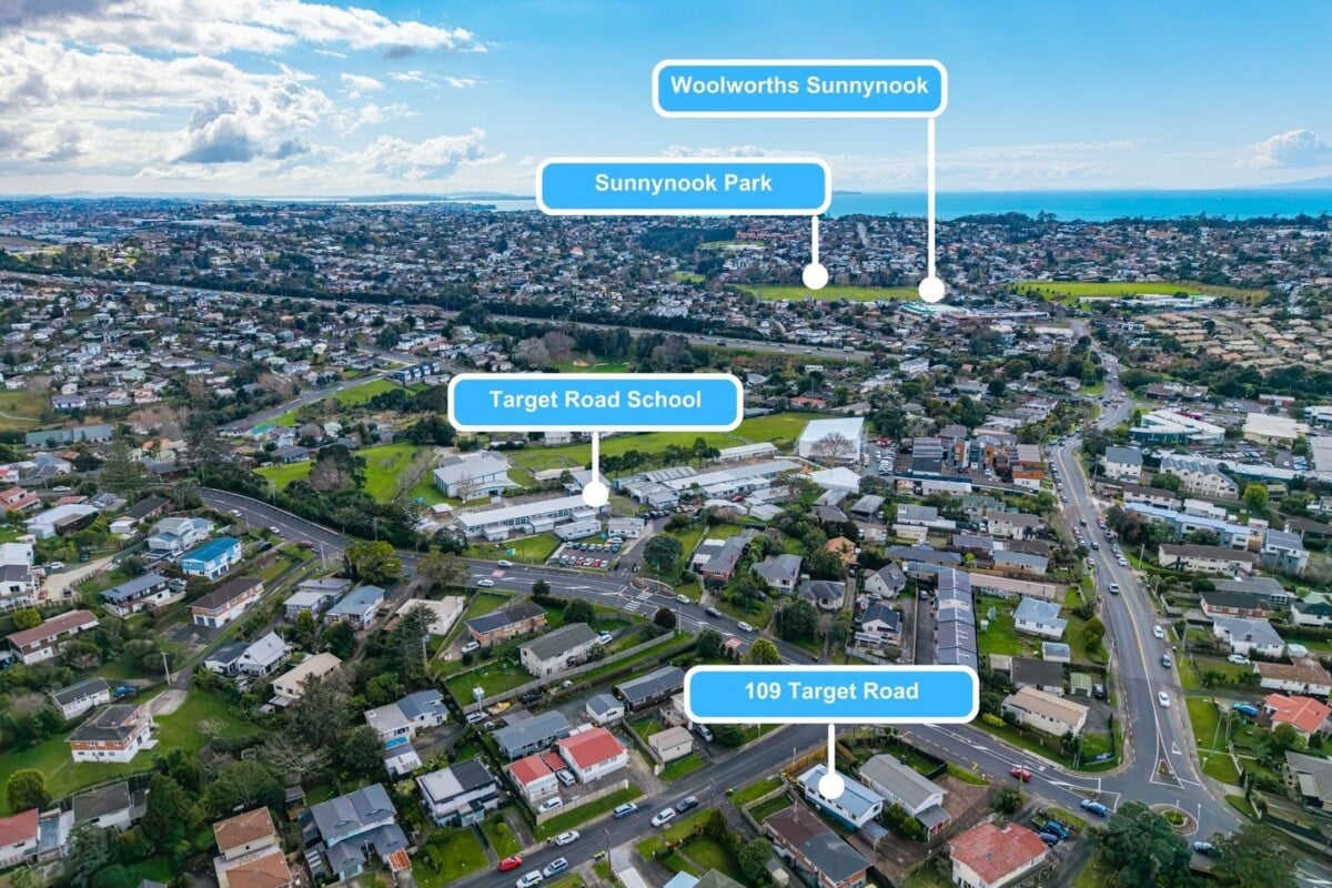 Must Sell – Owner Says Present All Offers, 2/109 Target Road, Totara Vale, Auckland