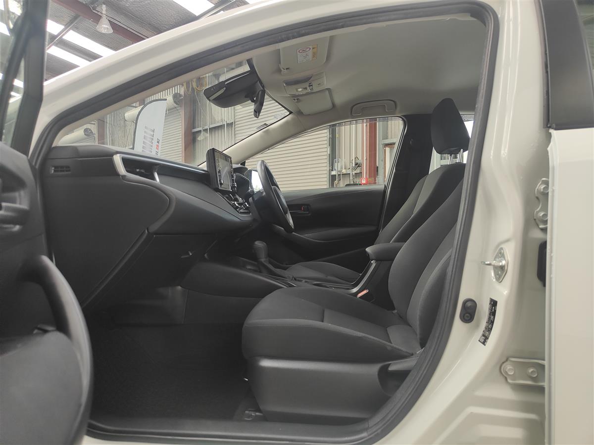 2019 Toyota Corolla HYBRID TOURING GX/ Station Wagon Automatic, 5 seats, Petrol, 1,800 cc, 138,825 km