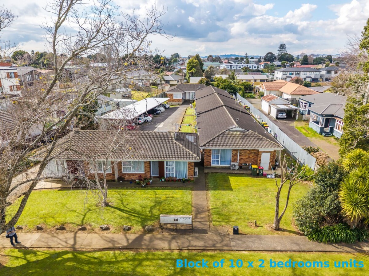 10 x Brick and Tile Units on a single Freehold Title, 28 Landscape Road, Papatoetoe, Auckand