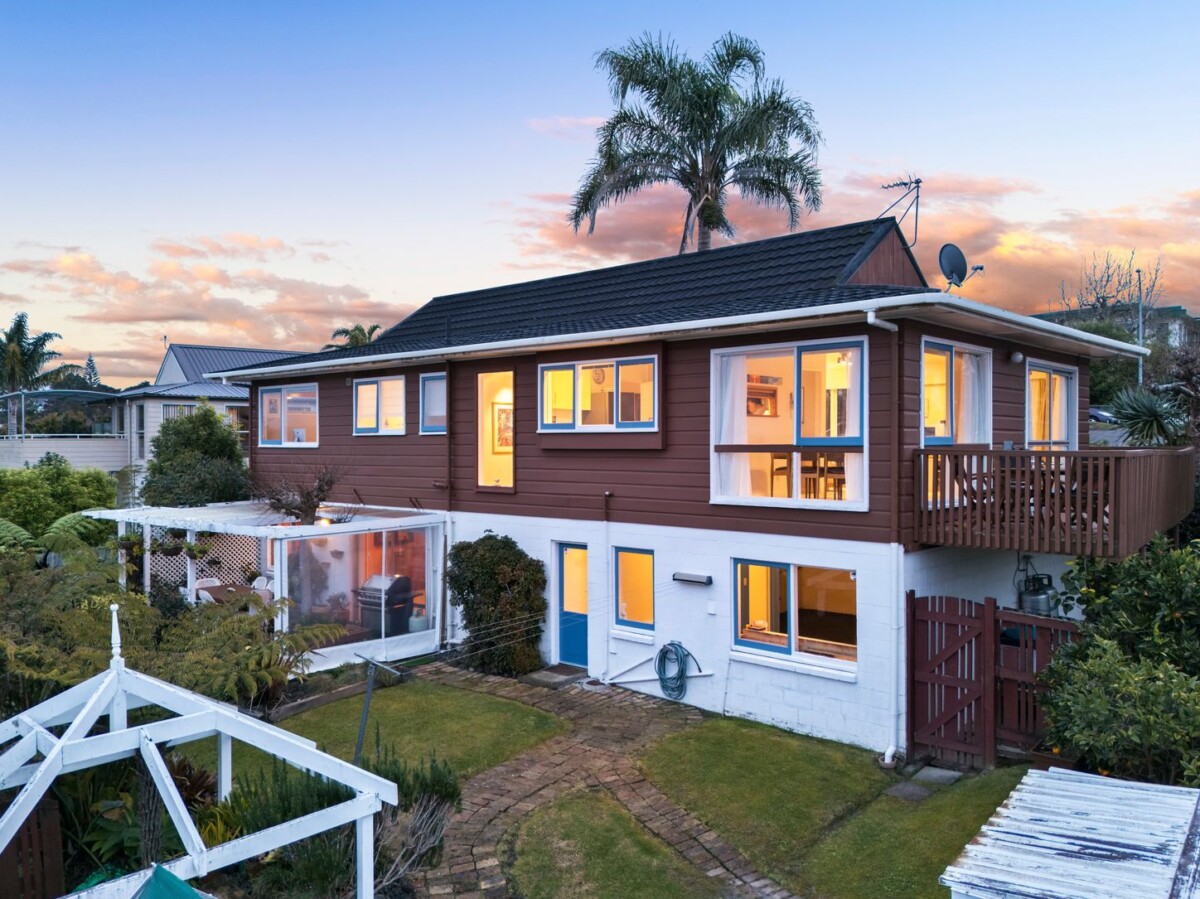 51 Spence Road, Henderson, Auckland