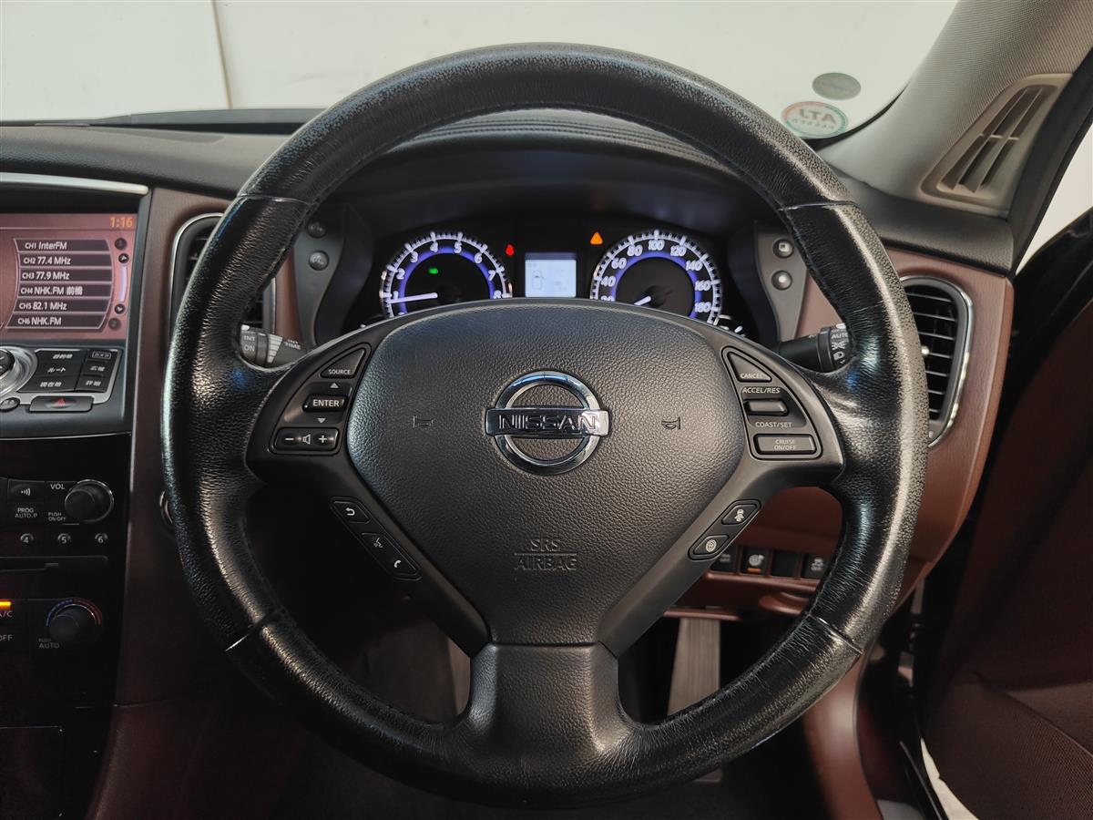 2013 Nissan Skyline 370GT CROSSOVER/FULL LEATHER/ Hatchback Automatic, 5 seats, Petrol, 3,700 cc, 111,206 km