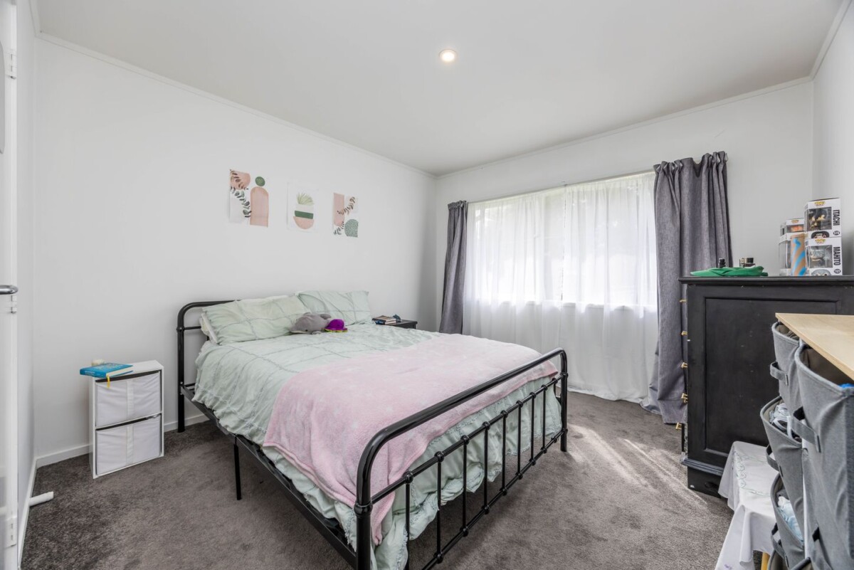 Long Held Family Trust Liquidates Assets, 1 to 4/105 Pilkington Road, Panmure, Auckland