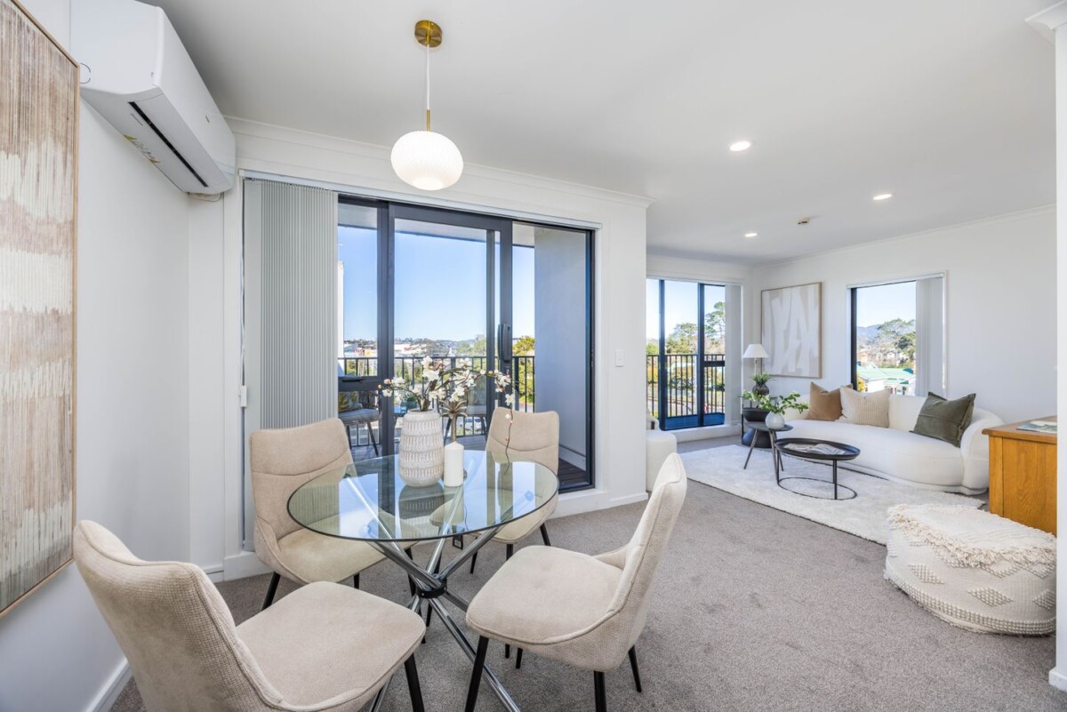 Renovated, 3Y/1 Wadier Place, Henderson, Auckland