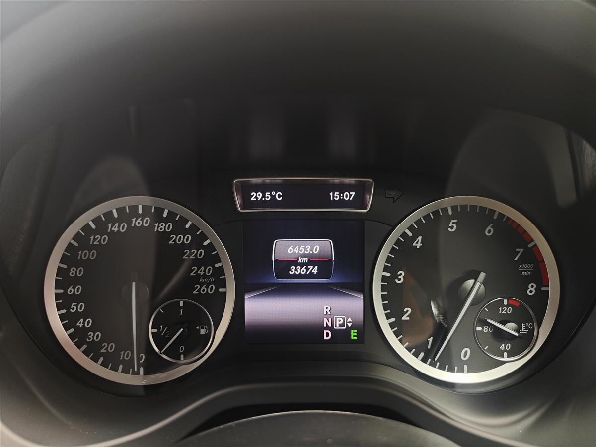 2014 Mercedes-Benz A 180 EDITION/ELECTRIC SEAT/Hatchback Automatic, Petrol, 1,600 cc, 5 seats, 33,662 km