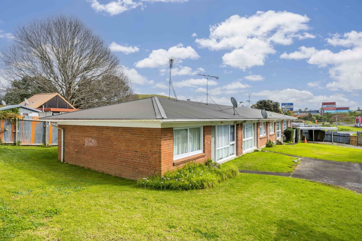 Long Held Family Trust Liquidates Assets, 1 to 4/105 Pilkington Road, Panmure, Auckland