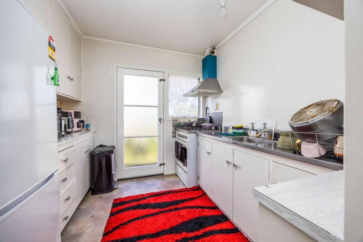 A full block of 6 x 2-bedroom units, 1 to 6/57A Wallace Road, Papatoetoe, Auckland