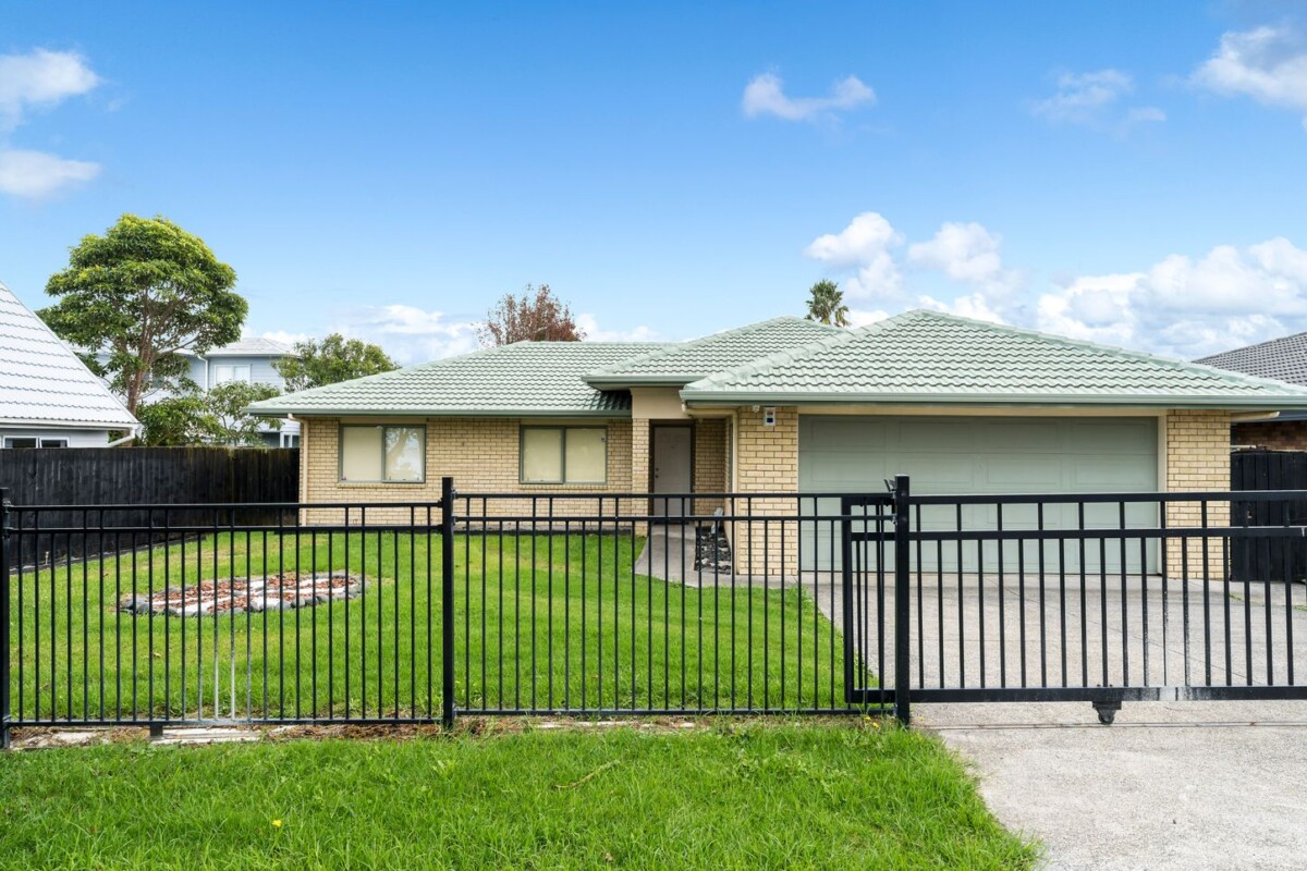 Overseas Owners Need A New Home To Nest, 161 Sturges Road, Henderson, , Auckland