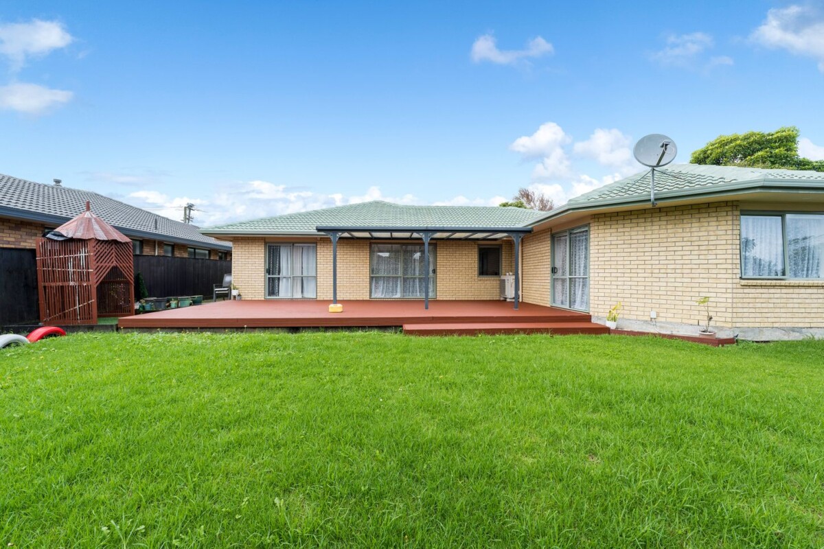Overseas Owners Need A New Home To Nest, 161 Sturges Road, Henderson, , Auckland