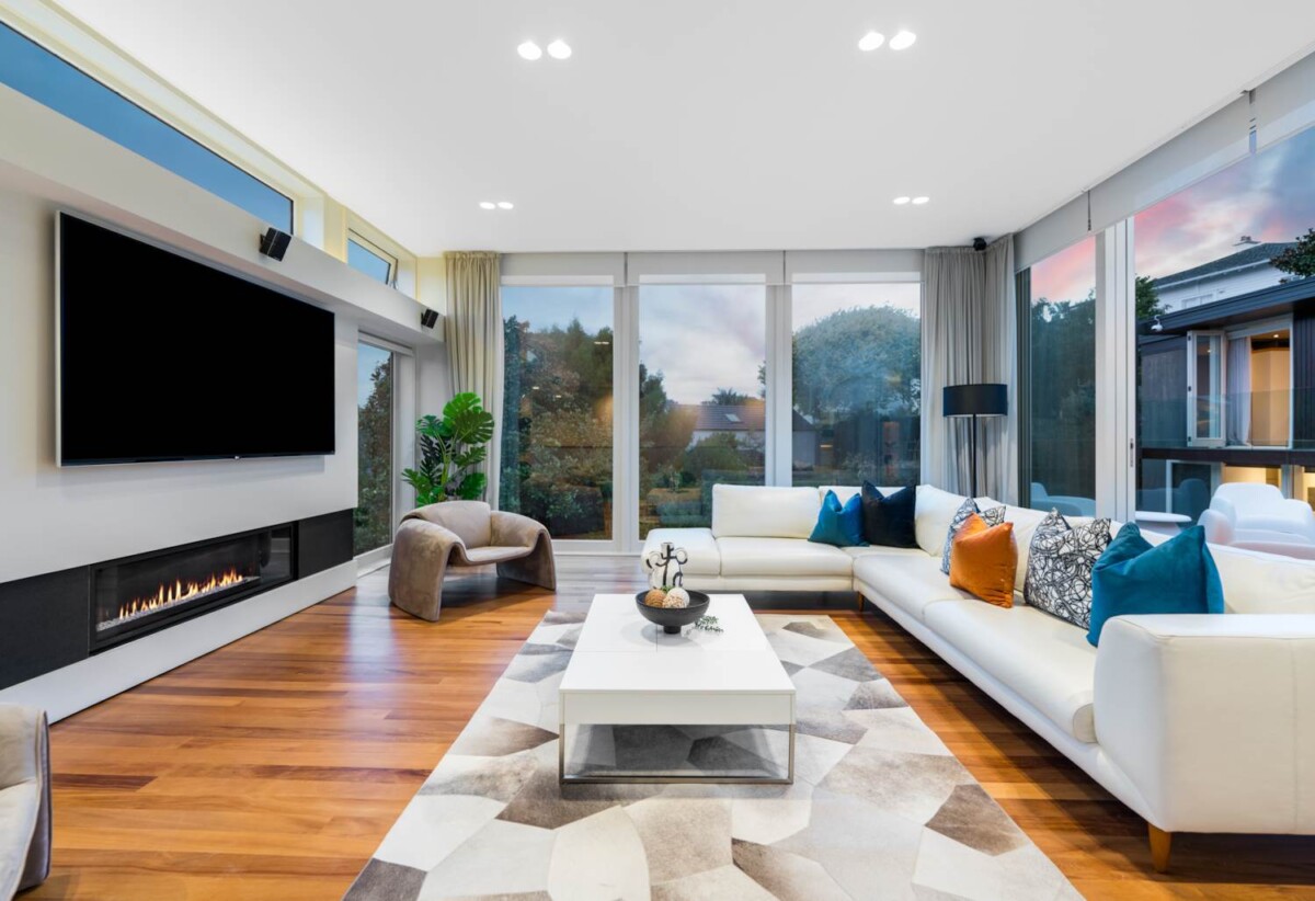 Auckland Grammar, Epsom Girls’ Grammar School zone, 5 beds 5 baths house on 1205m2 section, CV $7,900,000 (2024)., 82A Arney Road, Remuera,Auckland