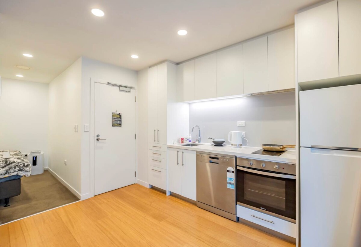 Urgent Sale, 813/438 Queen Street, City Centre, Auckland