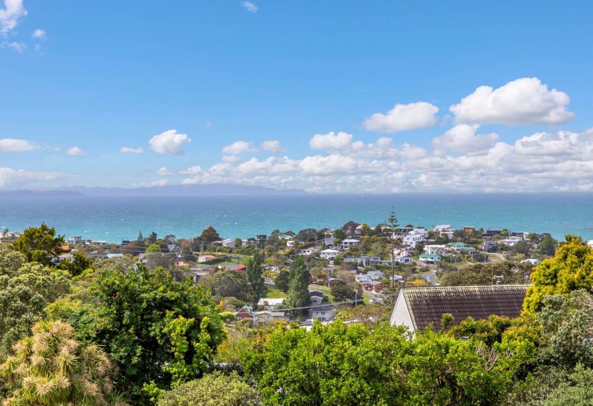 8003m² Coastal Estate, 37 Scott Road, Stanmore Bay, Auckland