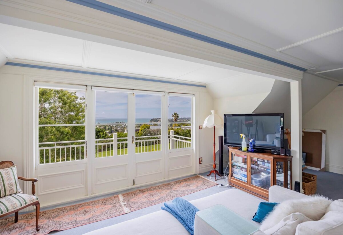 8003m² Coastal Estate, 37 Scott Road, Stanmore Bay, Auckland