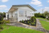 Dual Entrances, 6 (3+3) Beds house on 612m2 section, Newly Renovated Front Wing, 6 Brabham Place, Avondale, Auckland