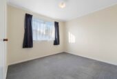 Must sell, 2/14 Silver Creek Road, Weymouth, Auckland