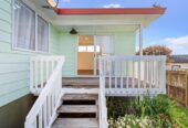 Must sell, 2/14 Silver Creek Road, Weymouth, Auckland