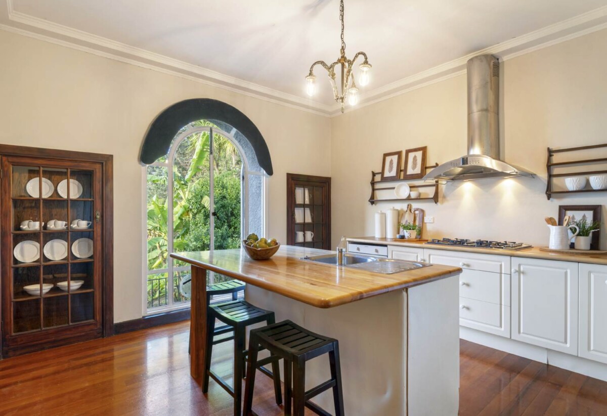 215 Bleakhouse Road, Mellons Bay, Auckland