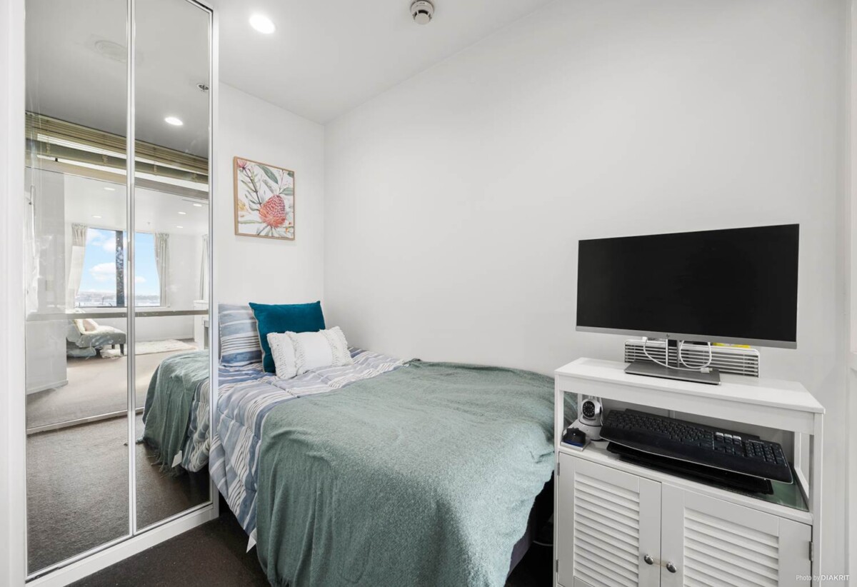 Urgent Sale, 1201/36 Eden Crescent, City Centre, Auckland