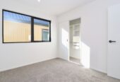 For rent, 4 bedrooms 2 bathrooms house, 12 Murray Grey Lane, Karaka, Auckland, Available Now