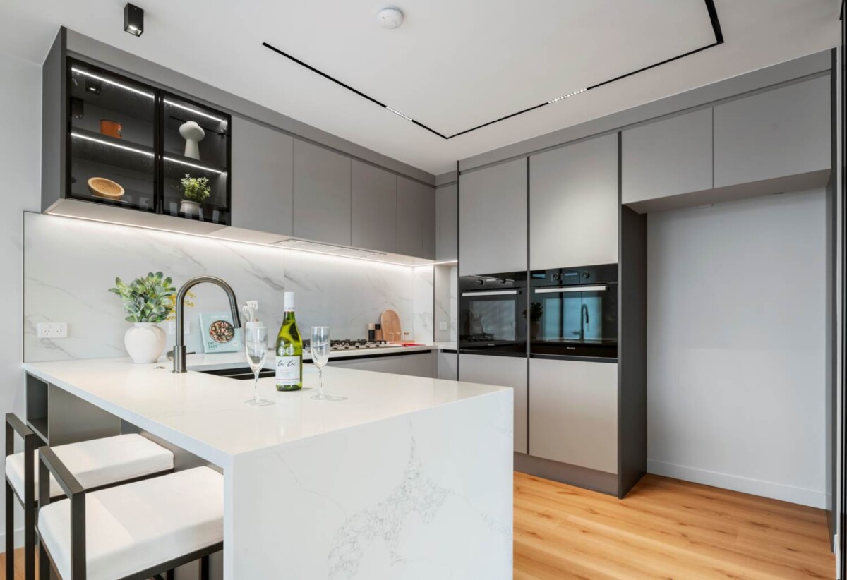 2F Rangitoto Terrace, Milford, Auckland