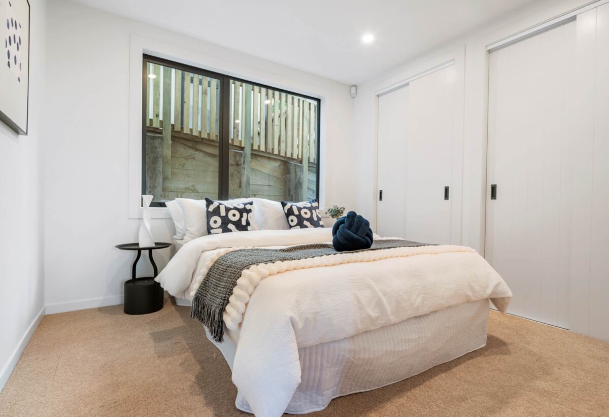 2F Rangitoto Terrace, Milford, Auckland