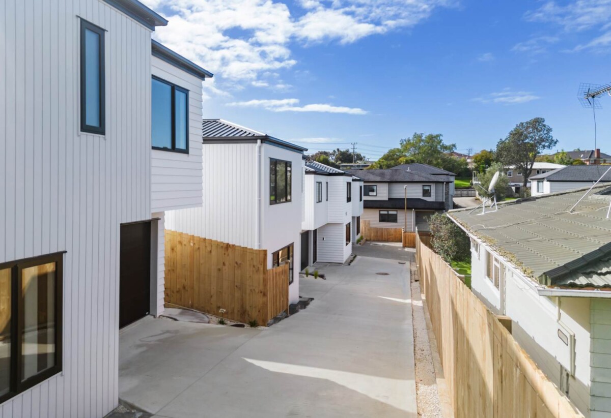 75C Chartwell Avenue, Glenfield, Auckland
