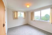 3 bedrooms house on 680m2 land, With RC, BC EPA for 3 4-bedrooms houses, 124 Awaruku Road, Torbay, Auckland