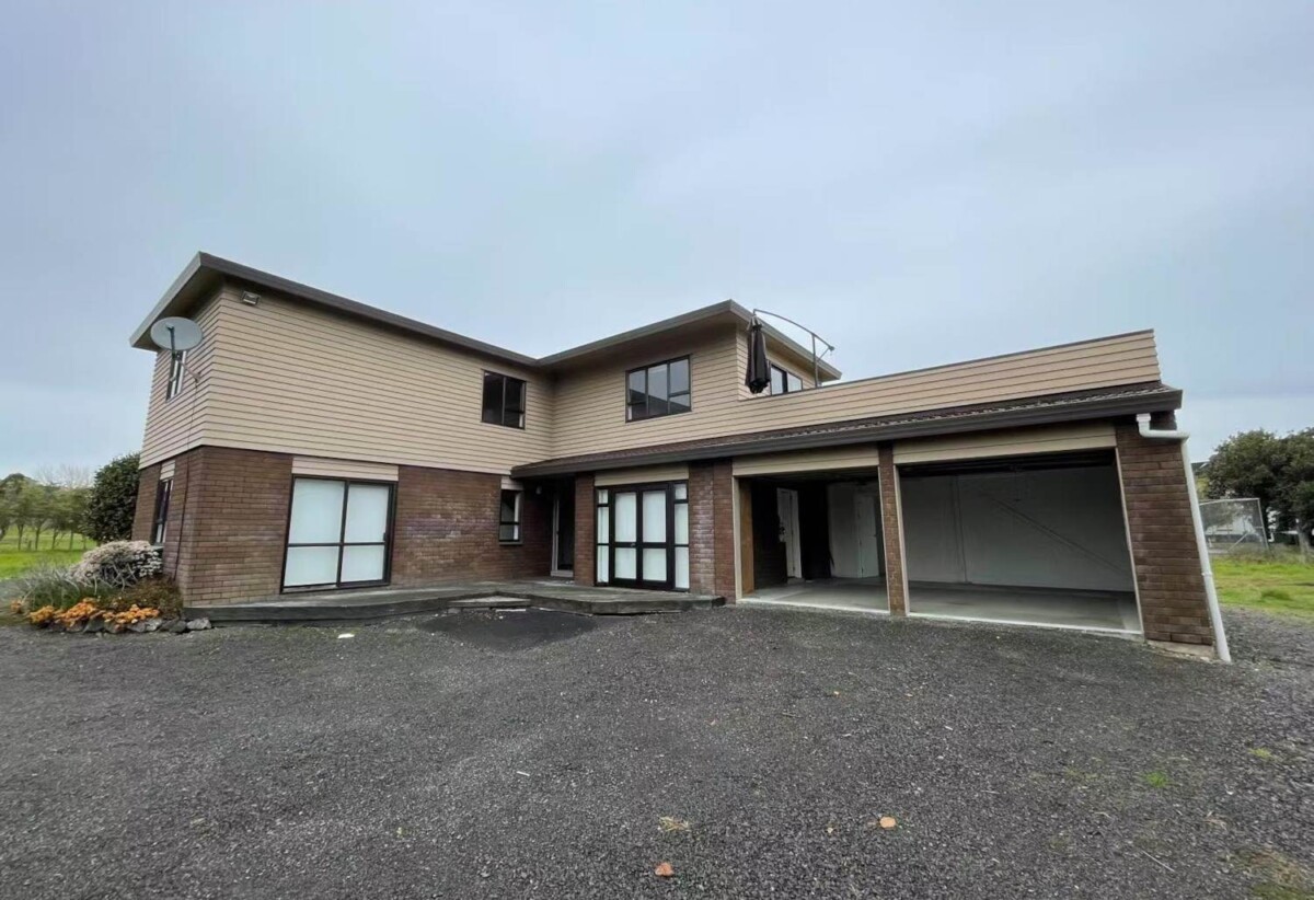 Zoned as Mixed Housing Suburban with 1.0330 hectares, 26 Normanby Road, Karaka, Auckland