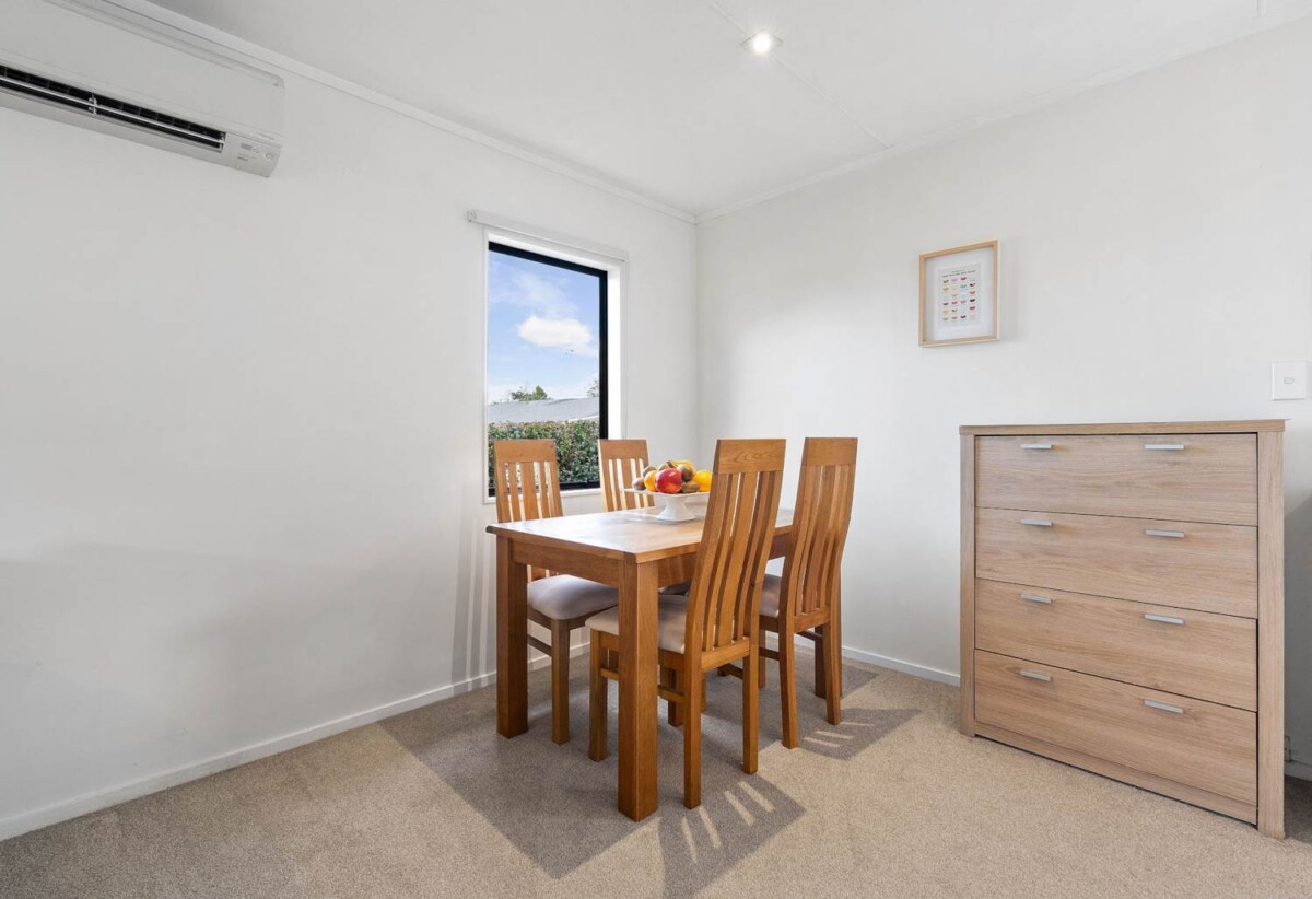 2/65 Weldene Avenue, Glenfield, Auckland