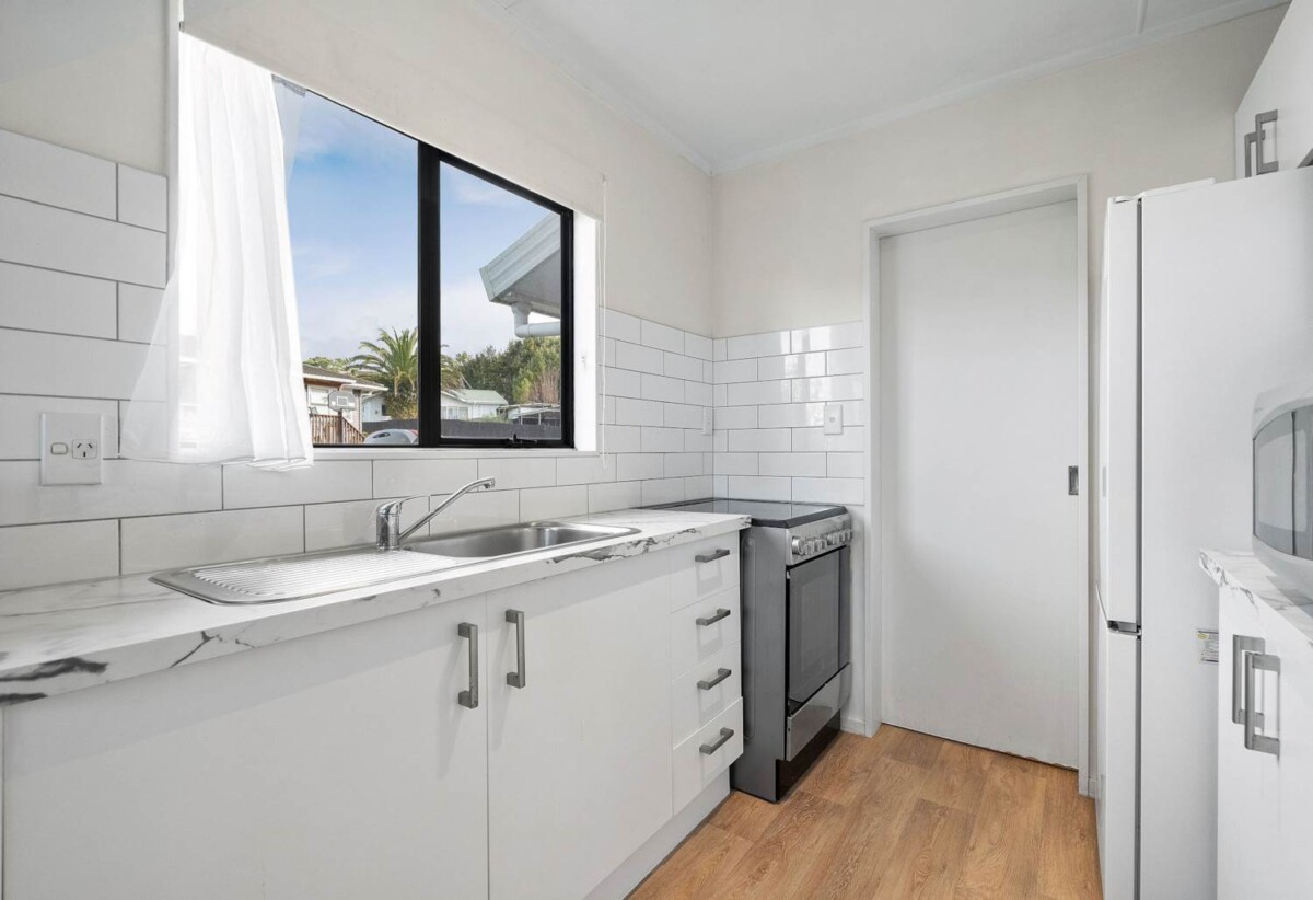 2/65 Weldene Avenue, Glenfield, Auckland