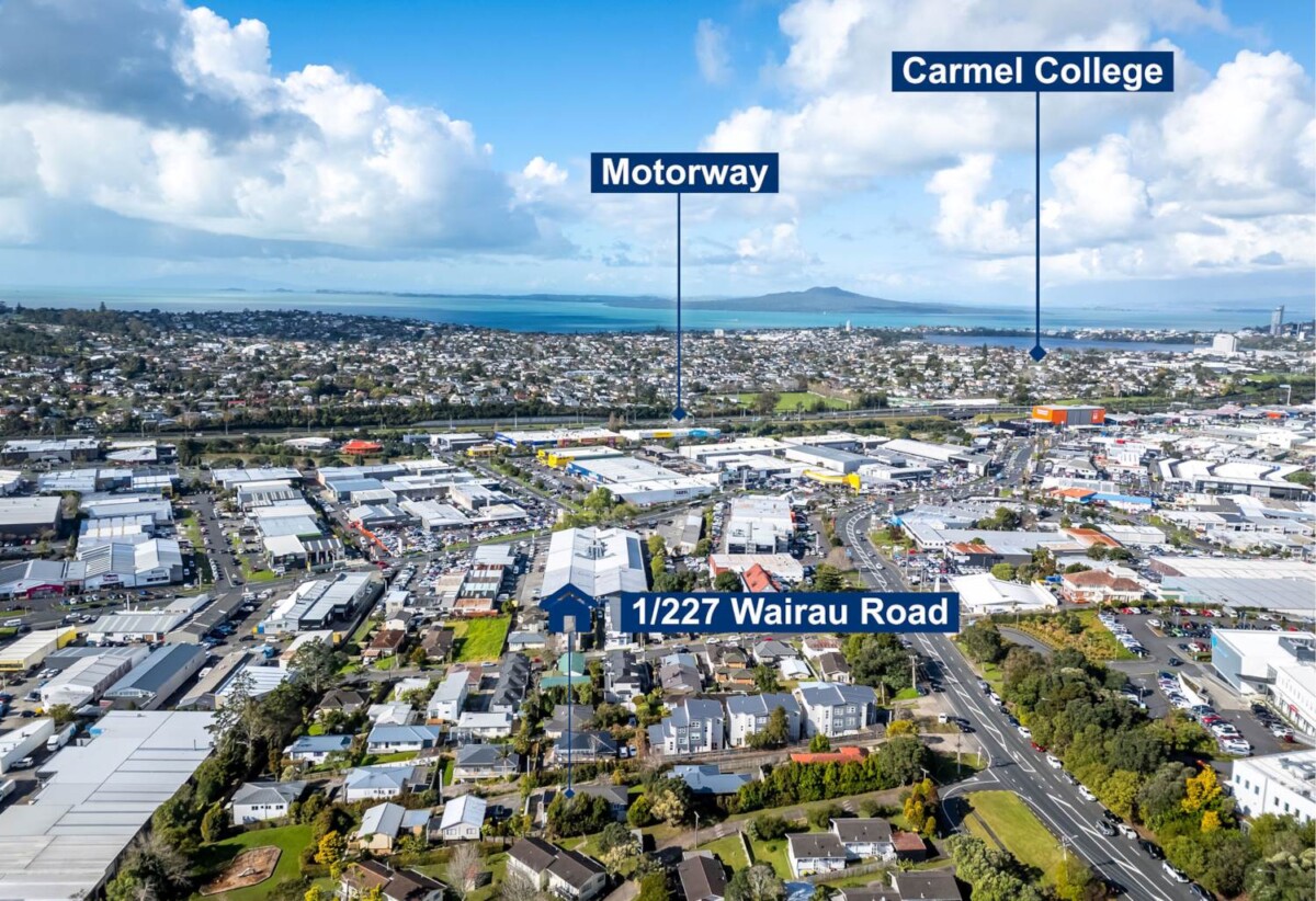 1/227 Wairau Road, Totara Vale, Auckland