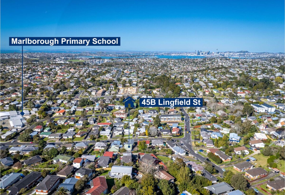 Renovated, 45B Lingfield Street, Glenfield, Auckland