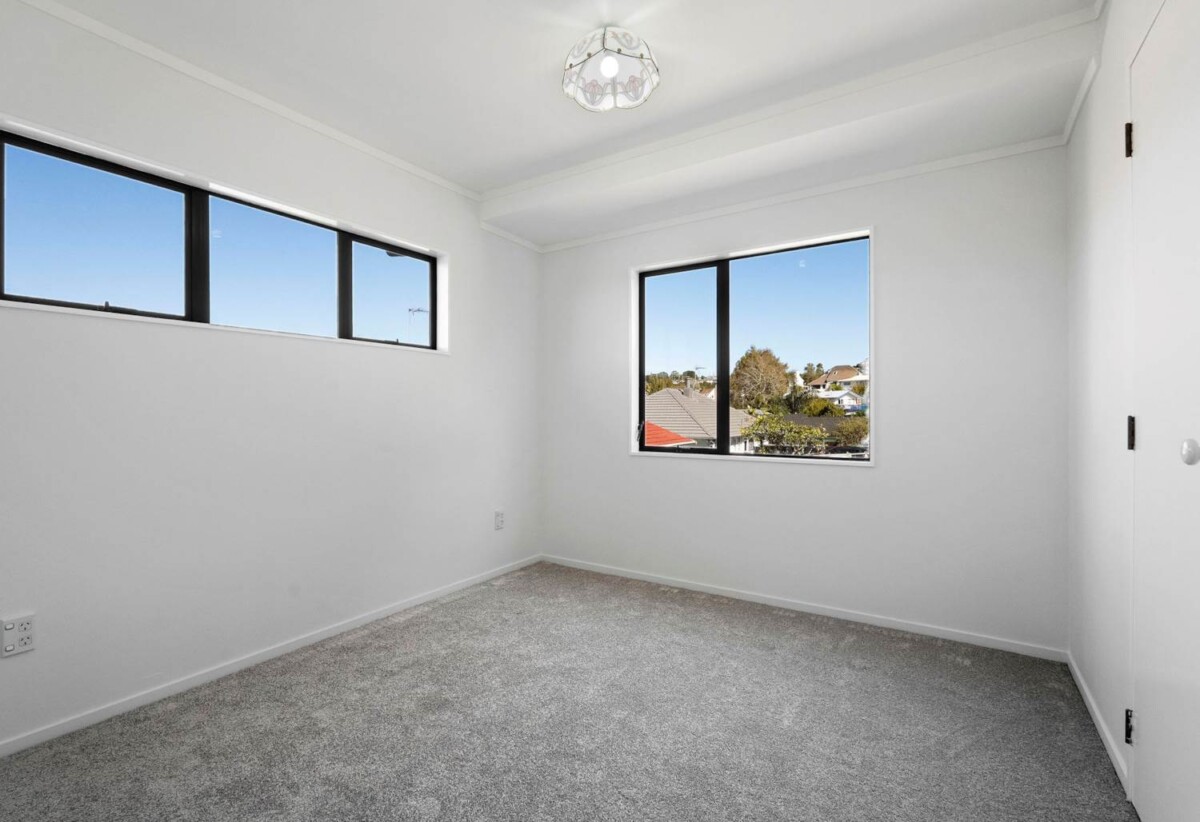 Renovated, 45B Lingfield Street, Glenfield, Auckland