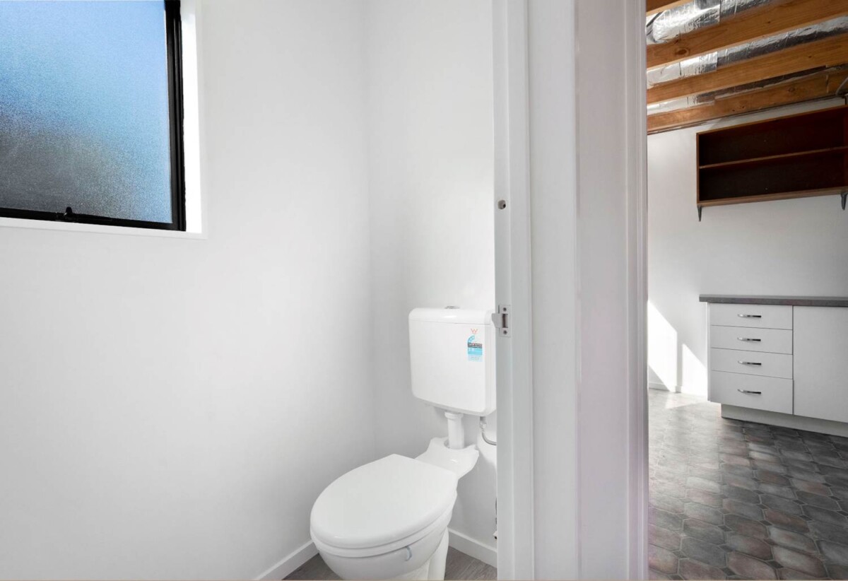 Renovated, 45B Lingfield Street, Glenfield, Auckland