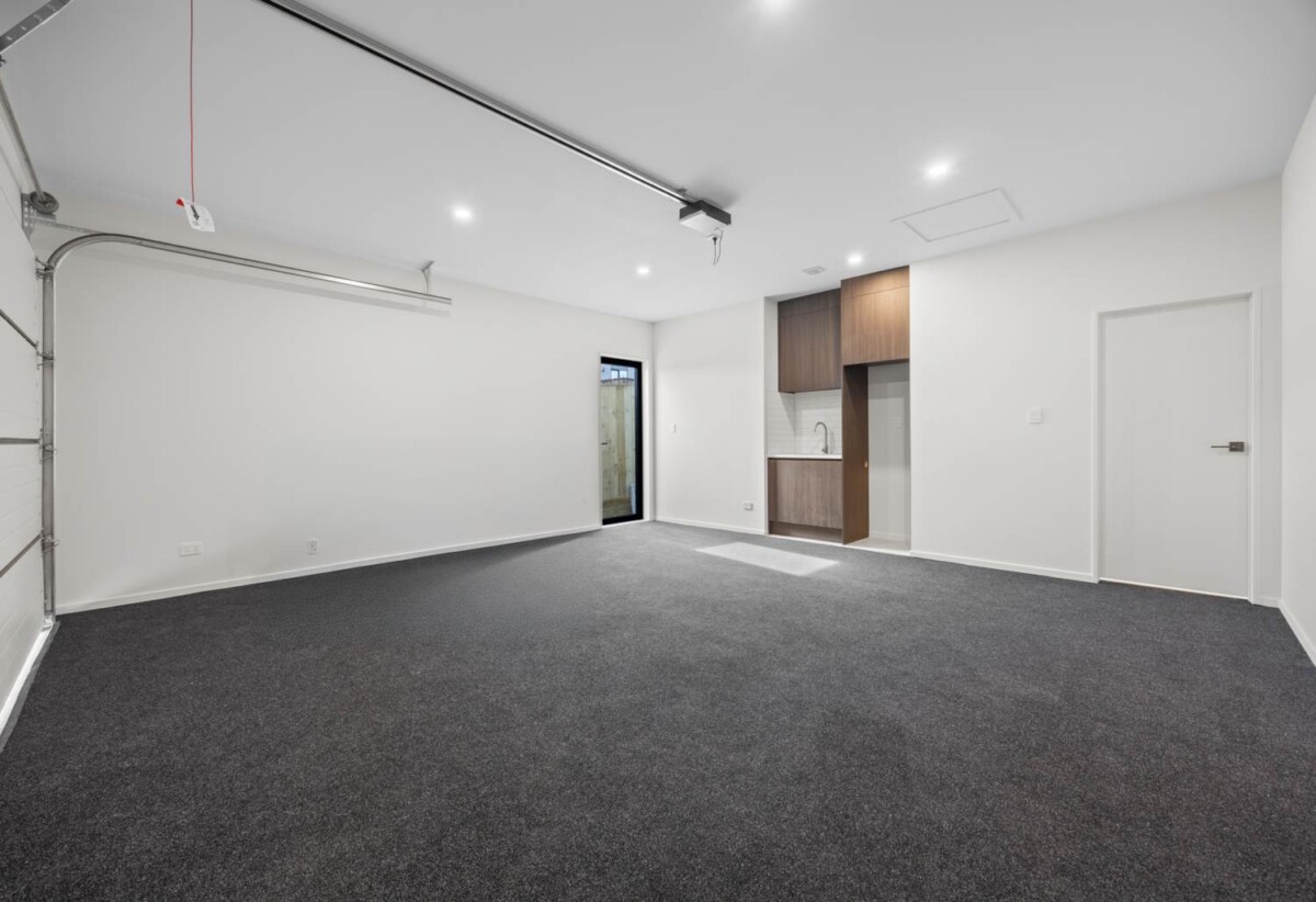 2 Kitchens, 20 Bannockburn Road, Opaheke, Auckland