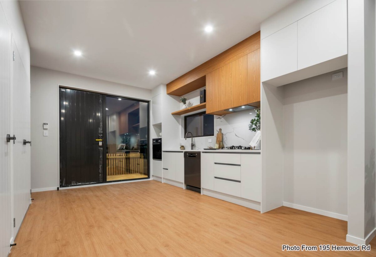 189 Henwood Road, Westgate, Auckland