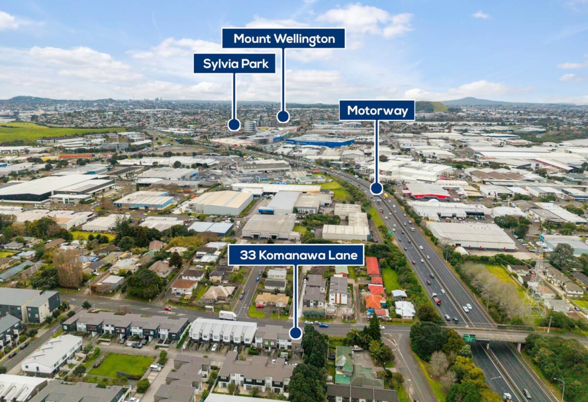 Move-in ready, repainted inside, 5 beds home on 554m2 section, 33 Komanawa Lane, Mt Wellington, Auckland