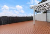 Move-in ready, repainted inside, 5 beds home on 554m2 section, 33 Komanawa Lane, Mt Wellington, Auckland