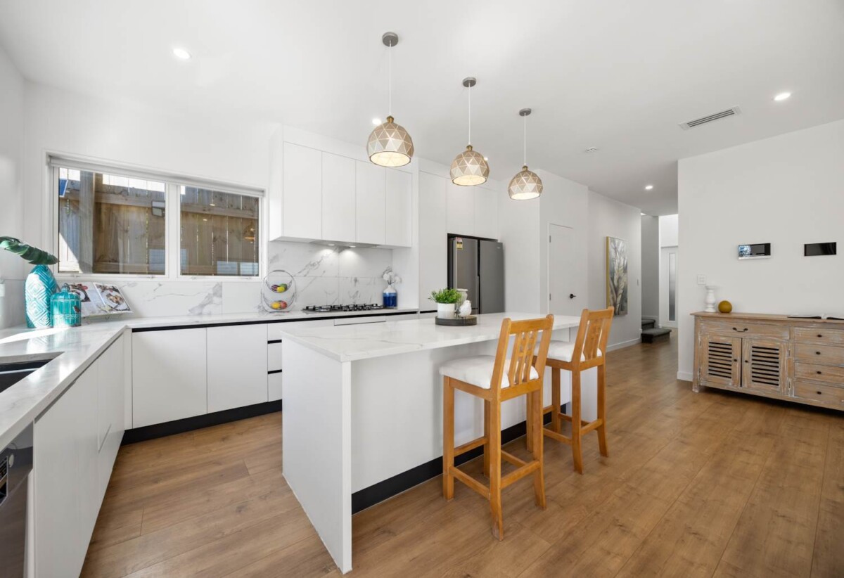 8B Willow Way, Sunnyhills, Auckland