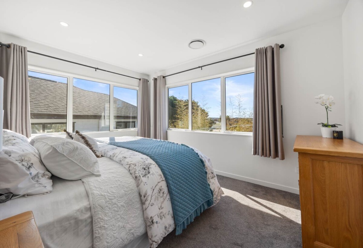 8B Willow Way, Sunnyhills, Auckland
