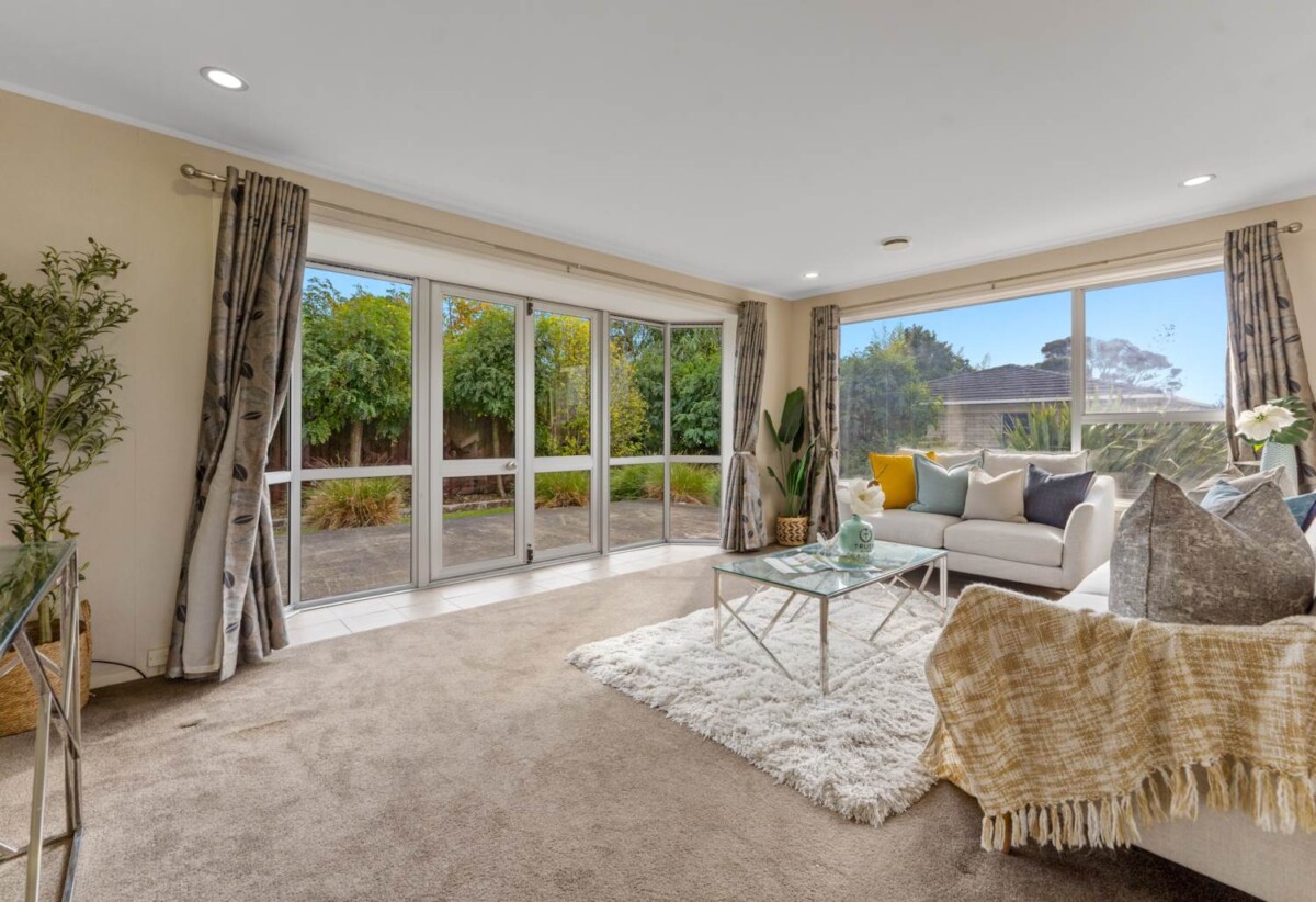12 Towra Place, Botany Downs, Auckland